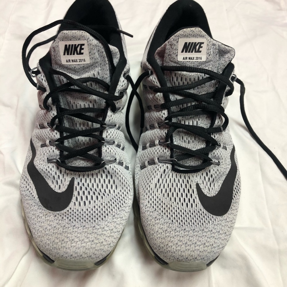 Men Nike air max